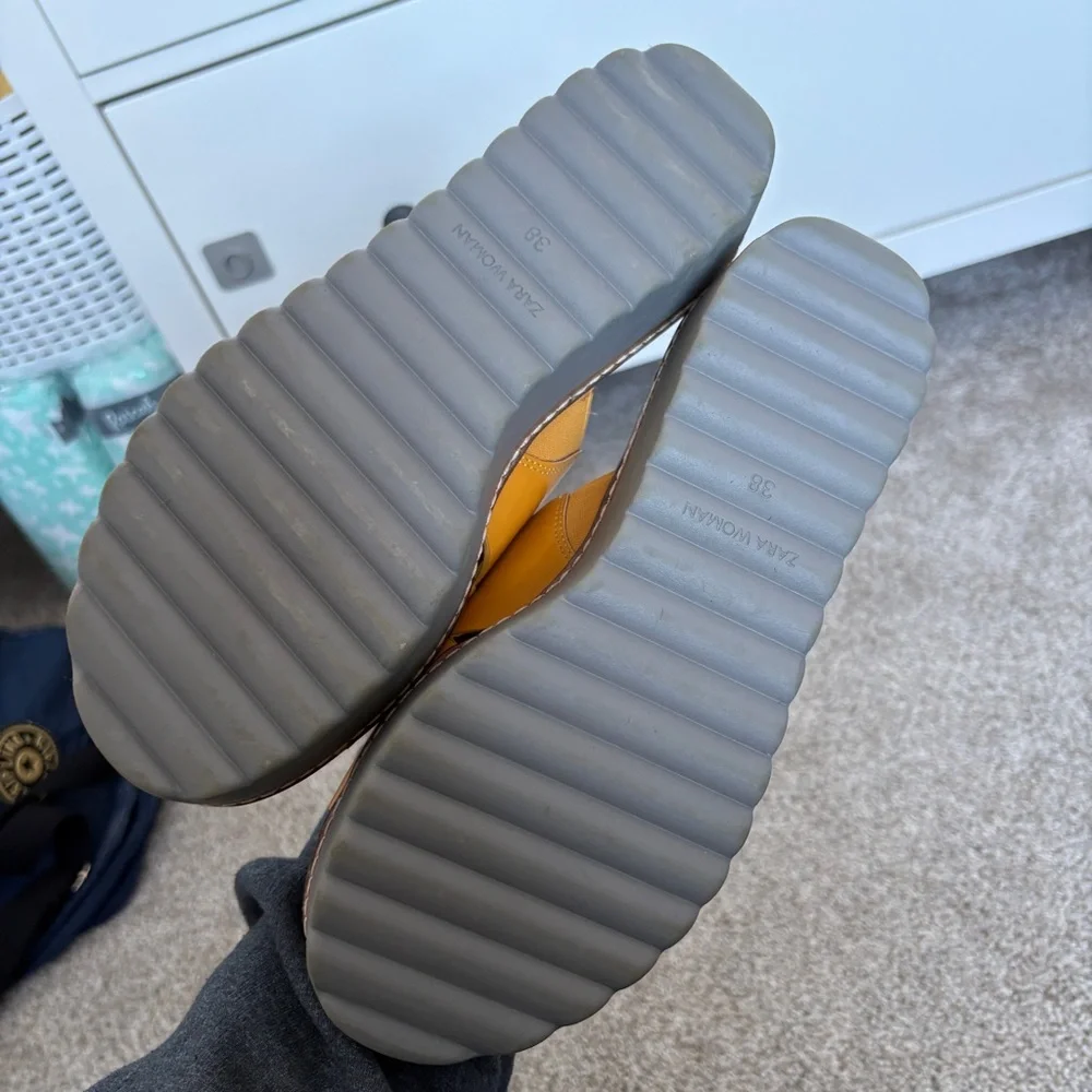 Zara Y2K 90s Platform Slip On Sandal Mules Mustard Yellow Size 38 - Picture 9 of 11